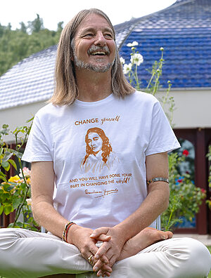 Maglietta con Yogananda “Change”